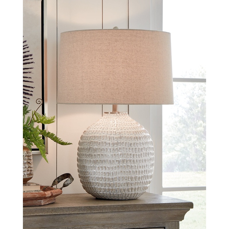 Ashley Express – Jamon Ceramic Table Lamp (1/CN)