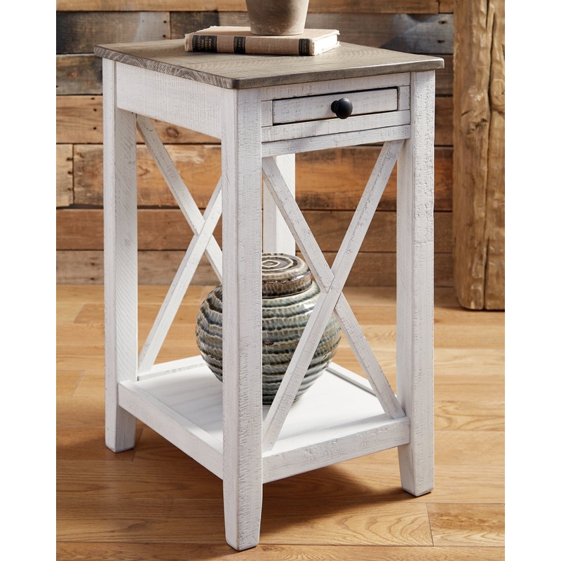 Ashley Express – Adalane Accent Table