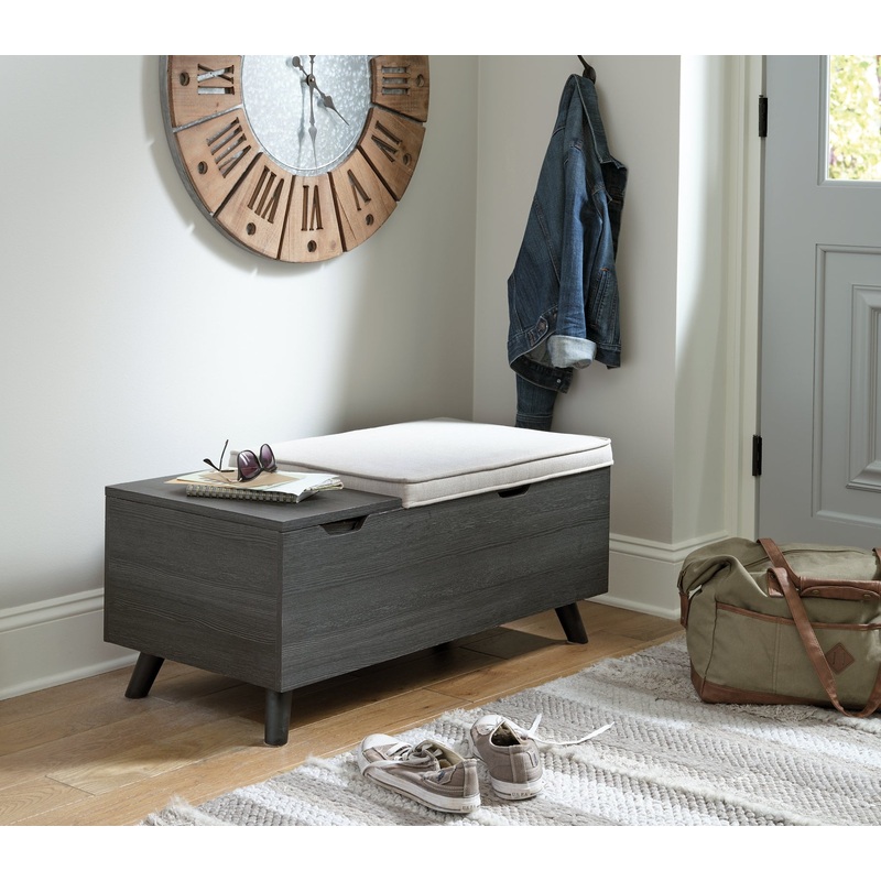 Ashley Express – Yarlow Storage Bench
