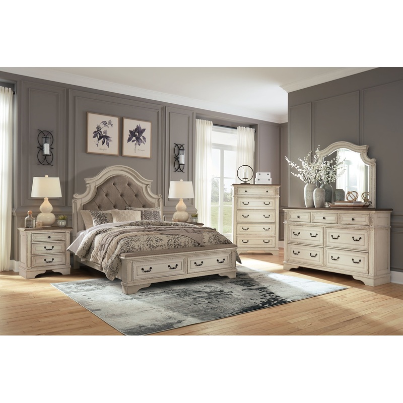 Realyn  Upholstered Storage Bed