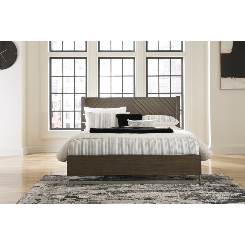 Ashley Express – Arkenton  Panel Bed