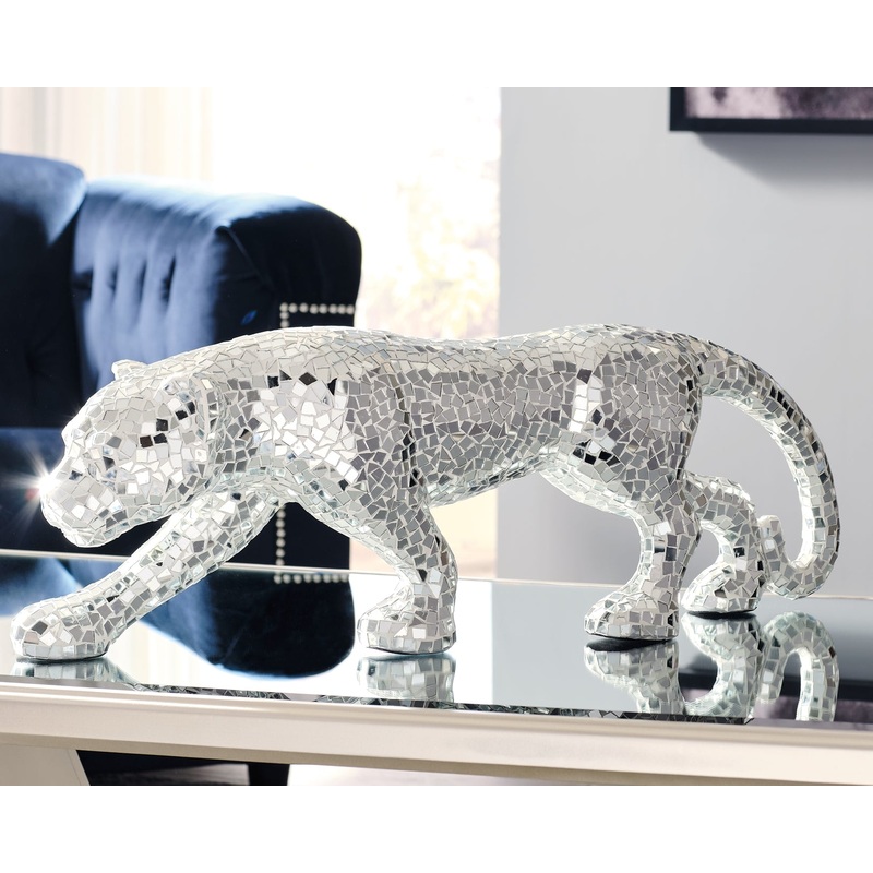 Ashley Express – Drice Sculpture