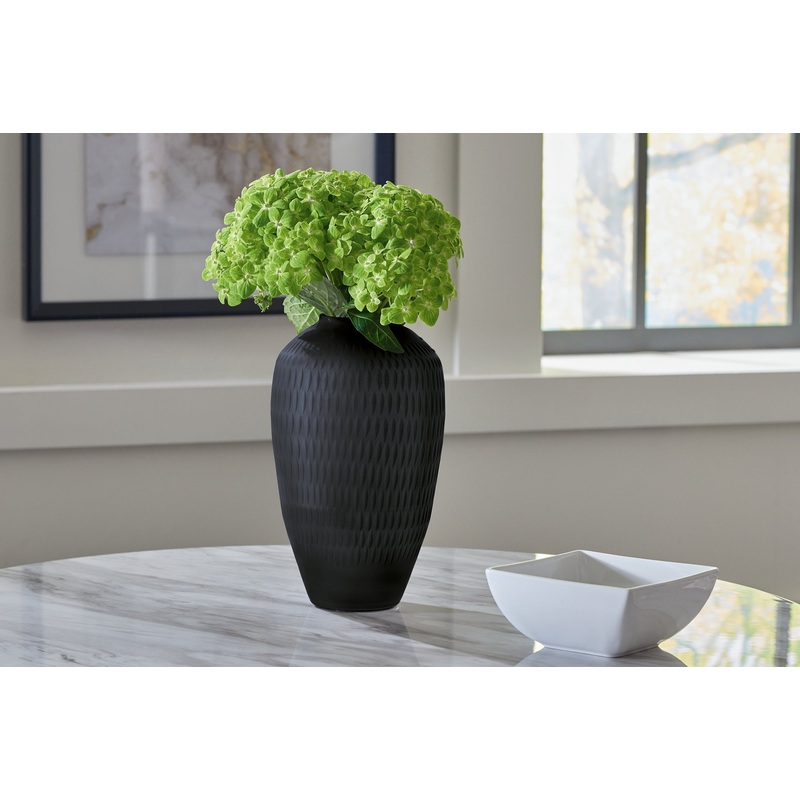 Ashley Express – Etney Vase