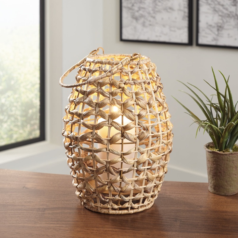Ashley Express – Etta Lantern
