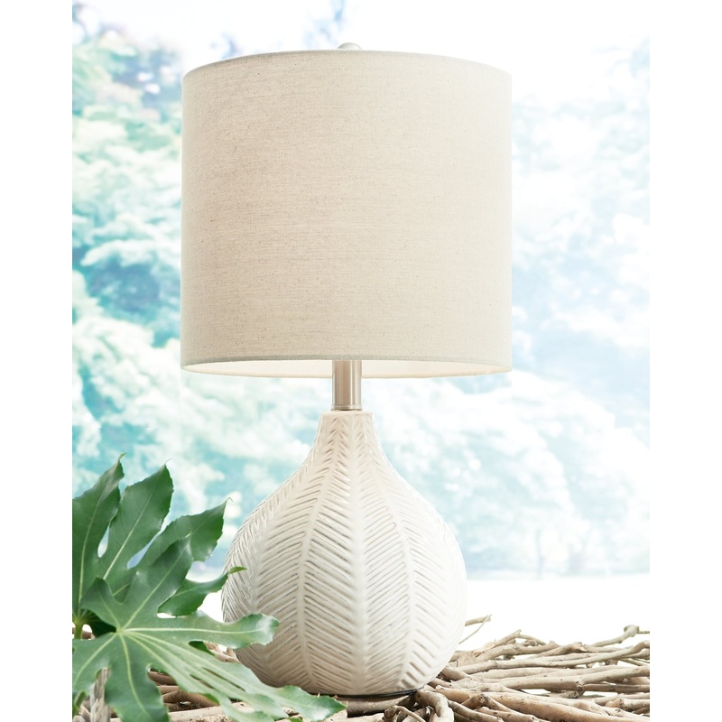 Ashley Express – Rainermen Ceramic Table Lamp (1/CN)