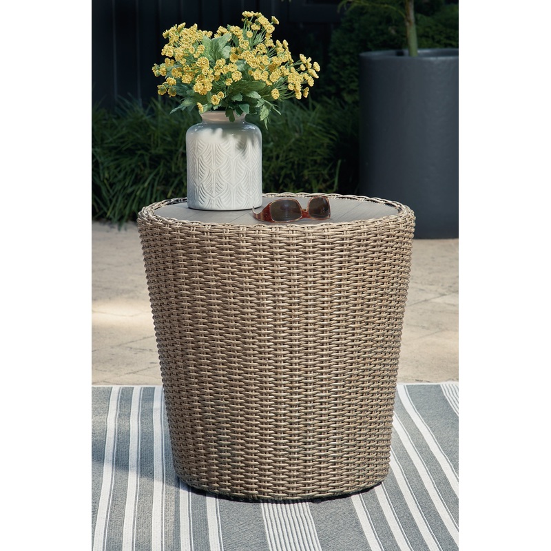 Ashley Express – Danson Round End Table