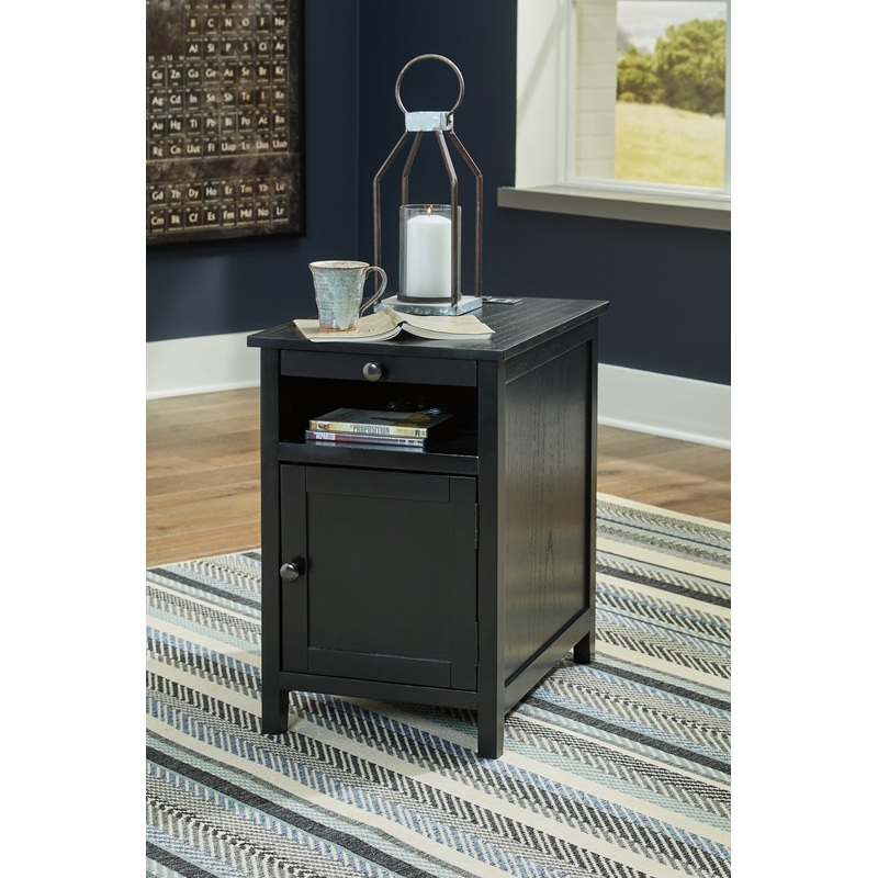 Ashley Express – Treytown Chair Side End Table
