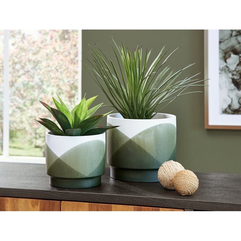 Ashley Express – Ardenridge Planter Set (2/CN)