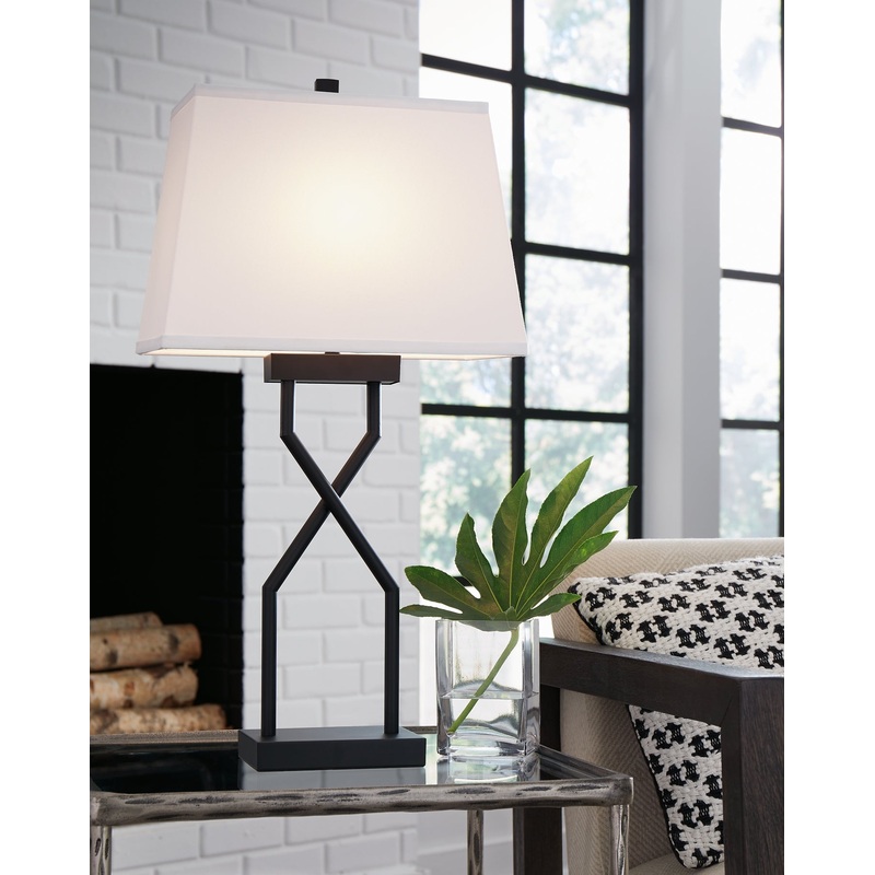 Ashley Express – Brookthrone Metal Table Lamp (2/CN)