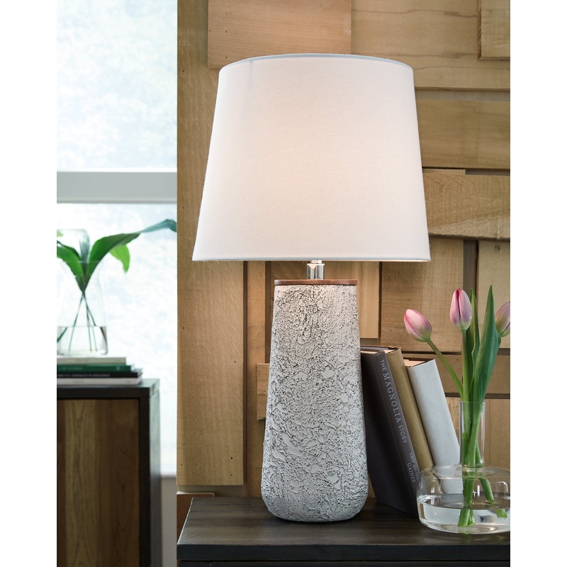 Ashley Express – Chaston Metal Table Lamp (2/CN)