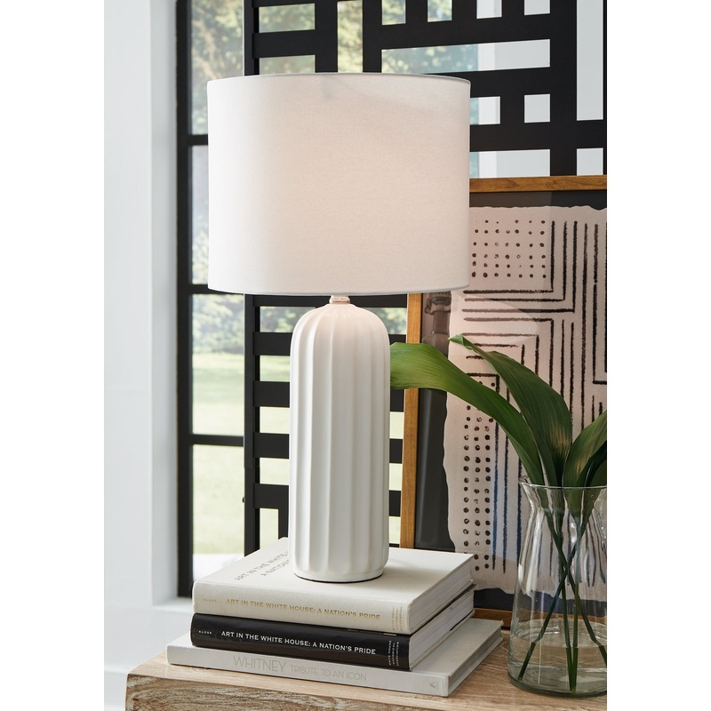 Ashley Express – Clarkland Ceramic Table Lamp (2/CN)