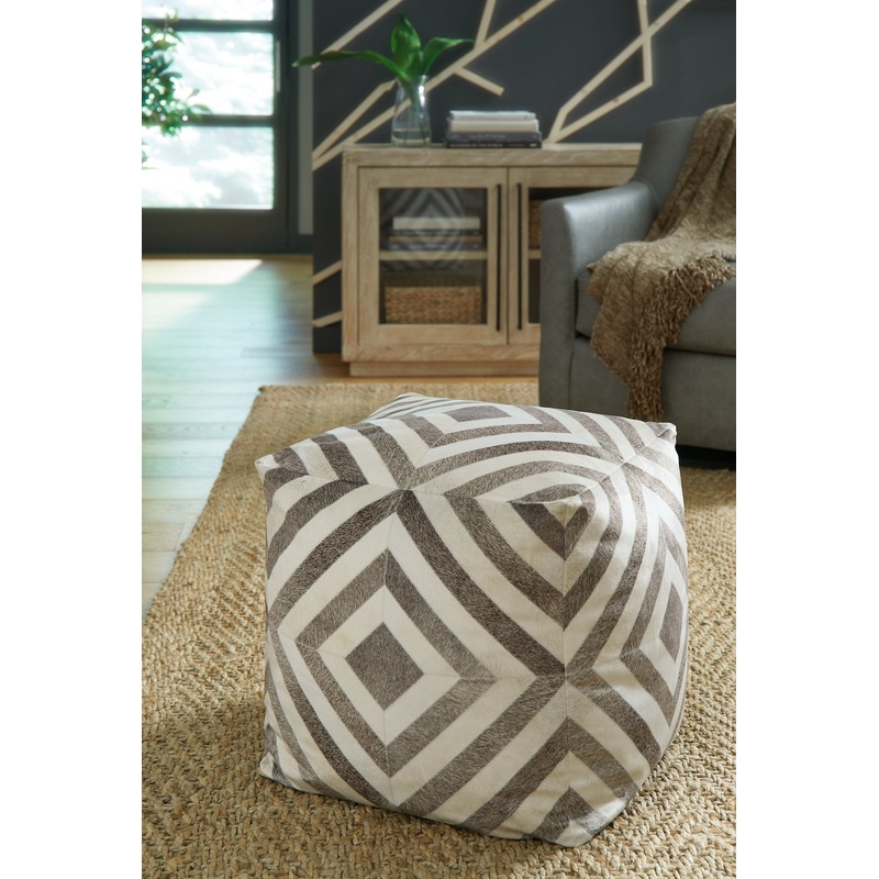 Ashley Express – Hartselle Pouf