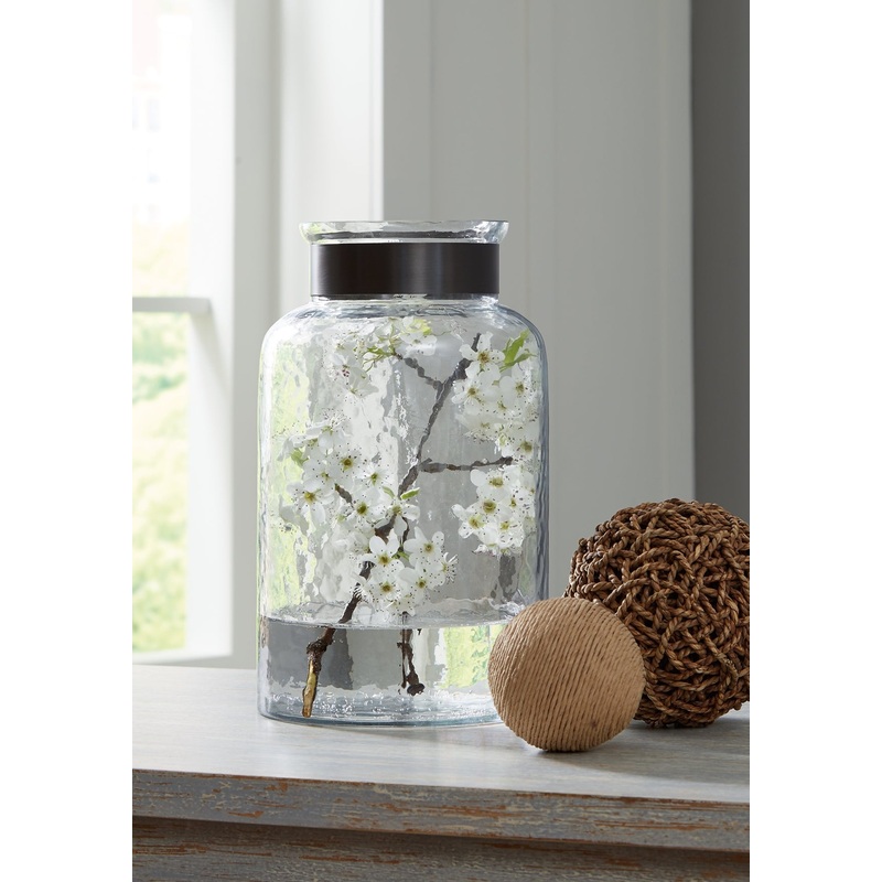 Ashley Express – Lukasvale Vase