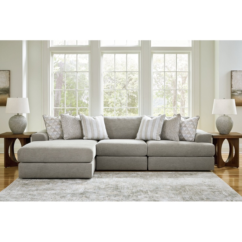 Avaliyah 3-Piece Sectional with Chaise