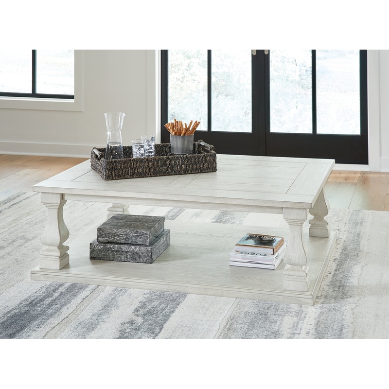Arlendyne Rectangular Cocktail Table