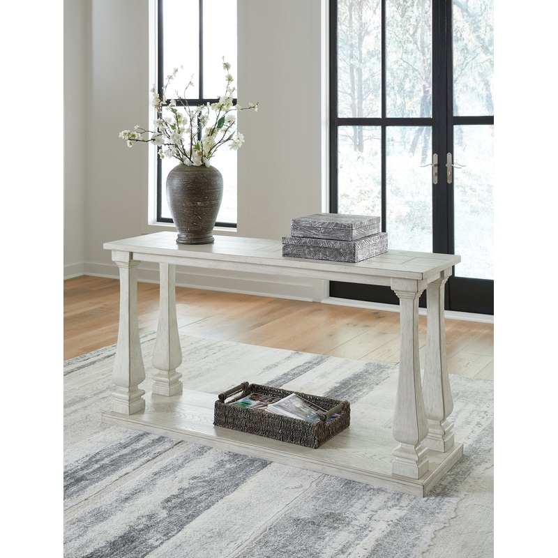 Ashley Express – Arlendyne Sofa Table
