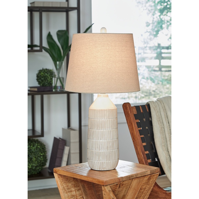 Ashley Express – Willport Ceramic Table Lamp (2/CN)
