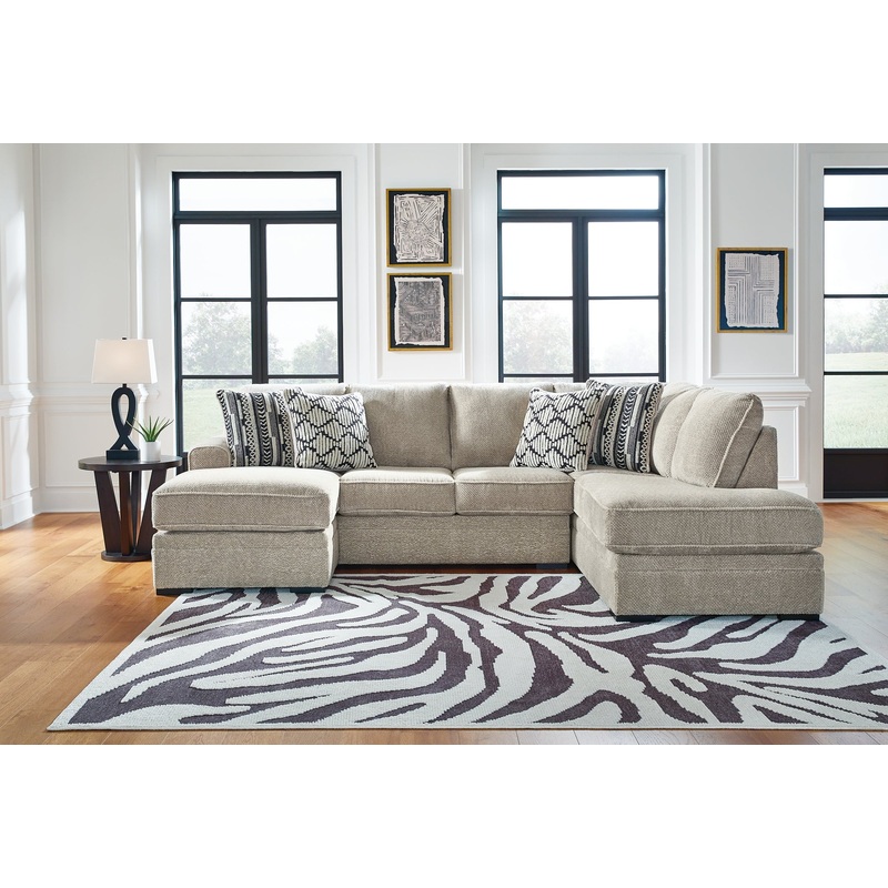 Calnita 2-Piece Sectional with Chaise