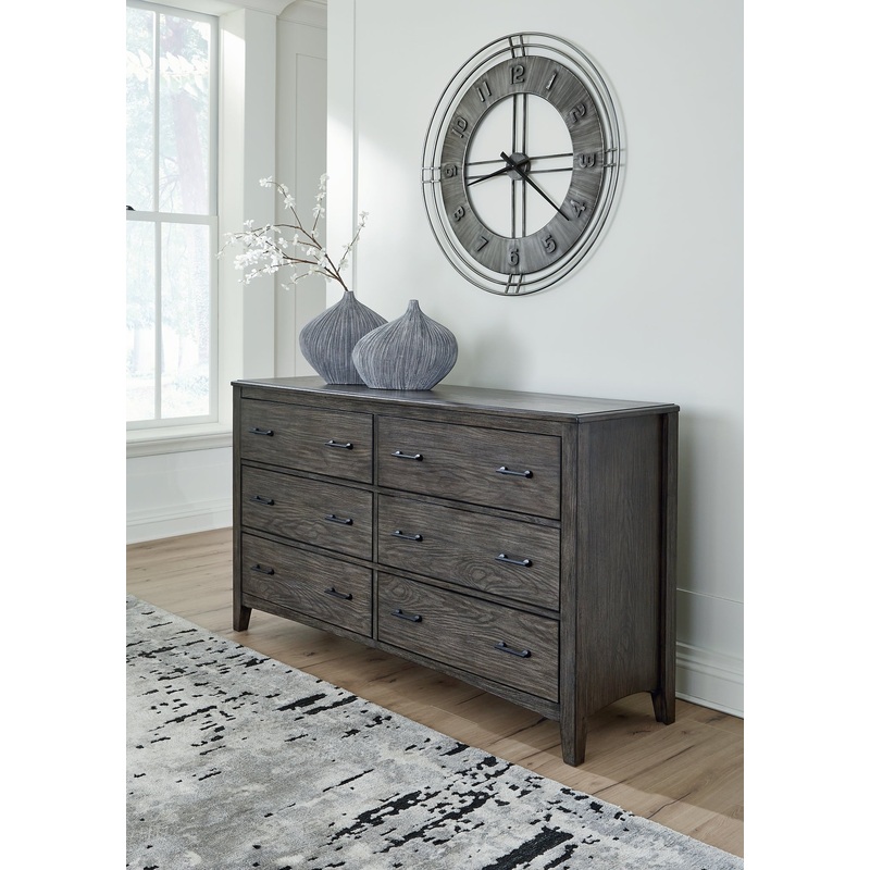 Montillan Dresser
