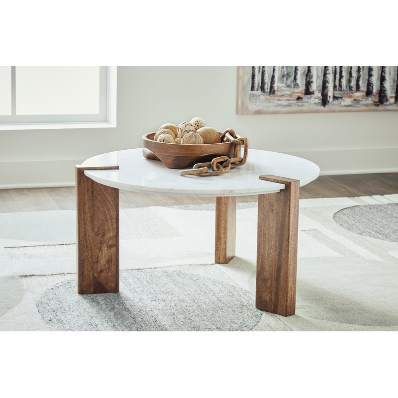 Ashley Express – Isanti Round Cocktail Table
