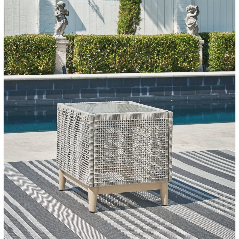 Ashley Express – Seton Creek Square End Table