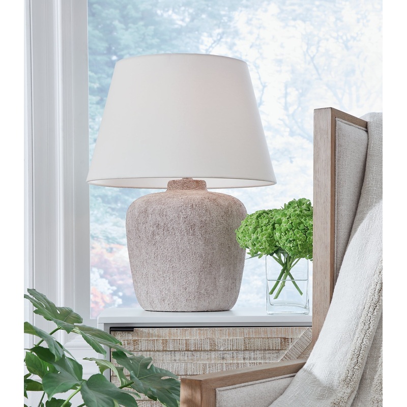 Ashley Express – Danry Metal Table Lamp (1/CN)