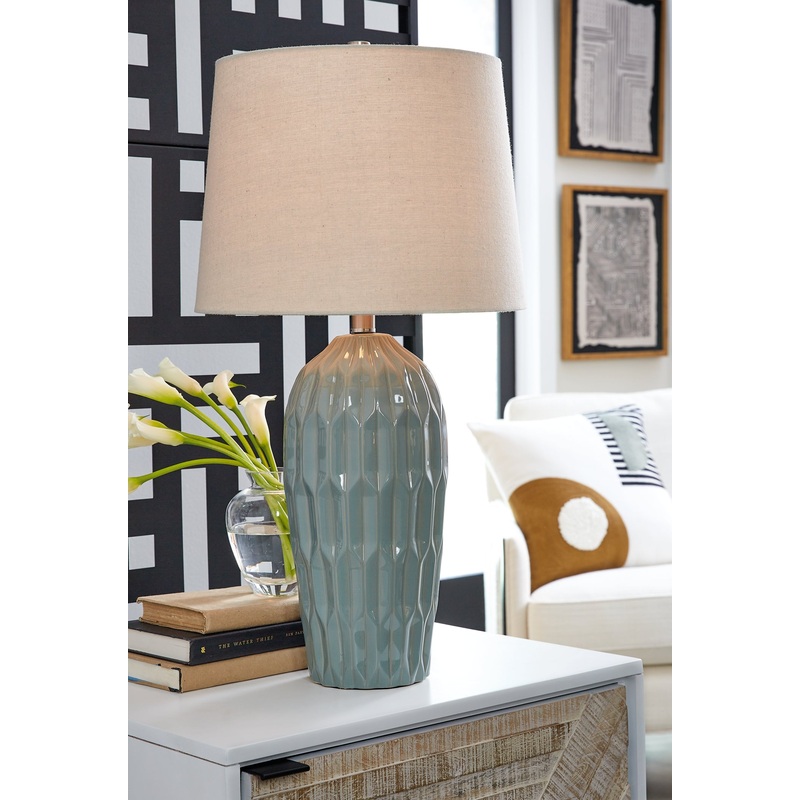 Ashley Express – Hadbury Ceramic Table Lamp (2/CN)