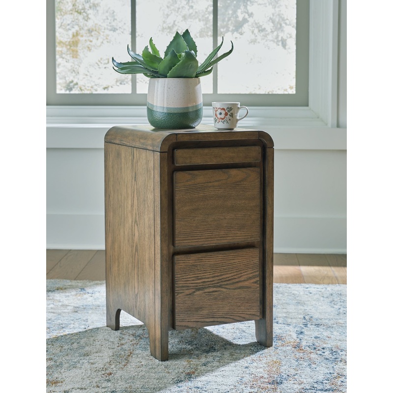 Ashley Express – Jensworth Accent Table