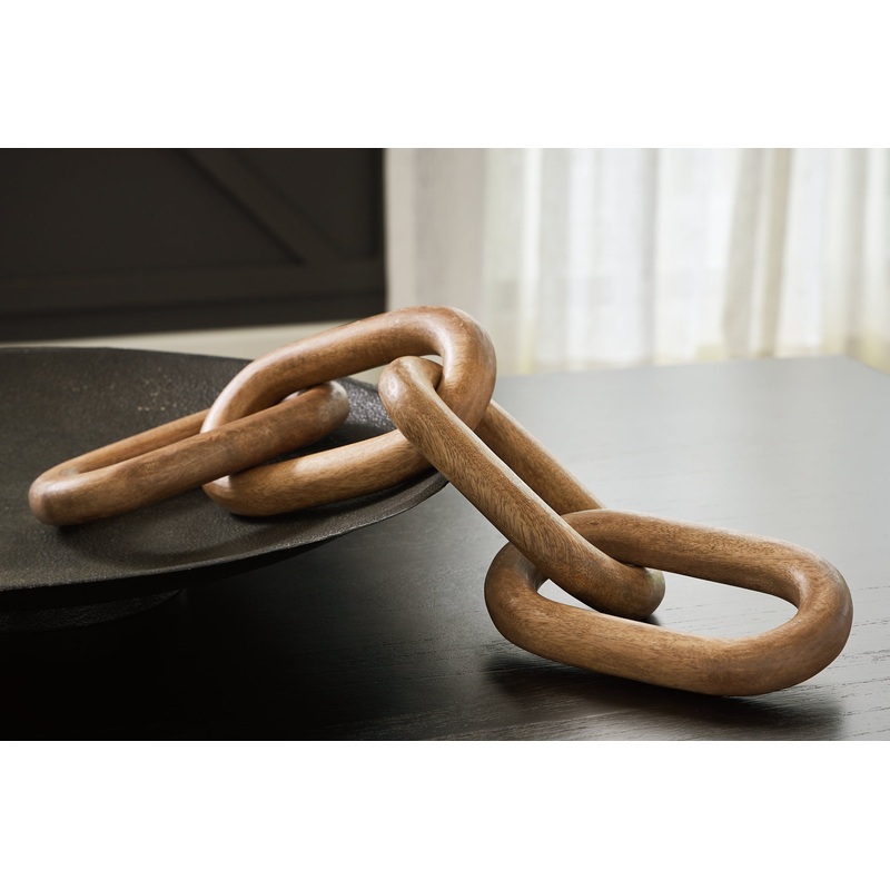 Ashley Express – Mardelby Sculpture