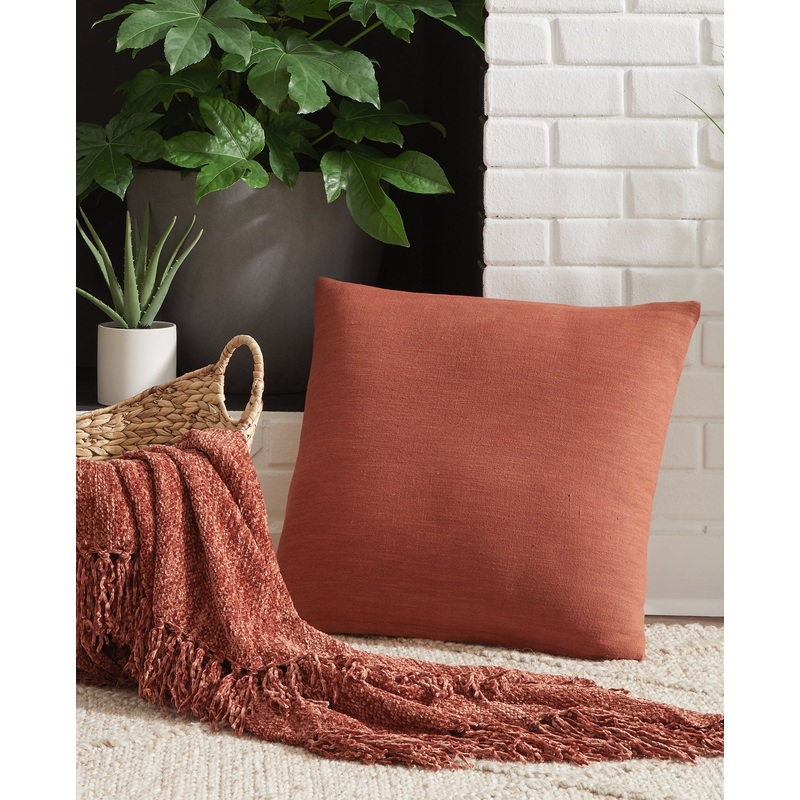 Ashley Express – Thaneville Pillow