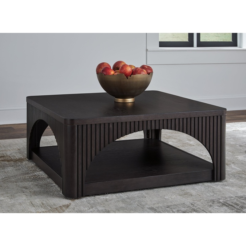 Ashley Express – Yellink Square Cocktail Table
