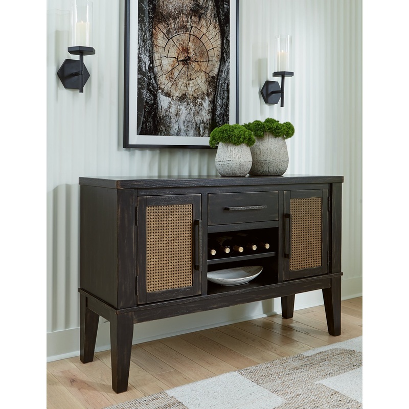 Galliden Dining Room Server