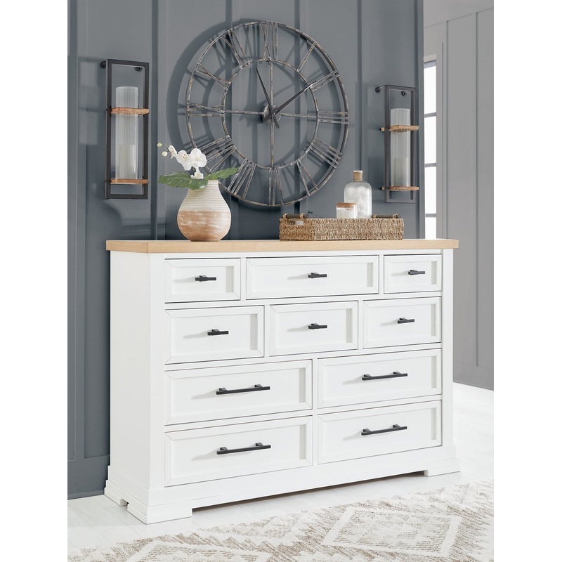 Ashbryn Dresser