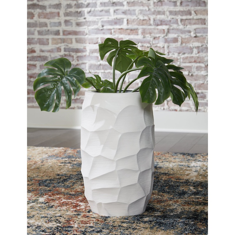 Ashley Express – Patenleigh Vase
