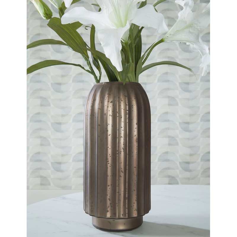 Ashley Express – Briarcott Vase