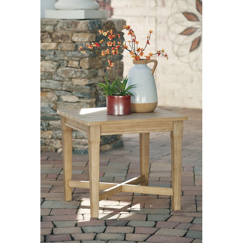 Ashley Express – Carter Hall Square End Table