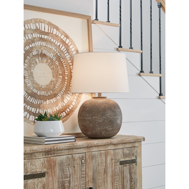 Ashley Express – Neavesboro Metal Table Lamp (1/CN)
