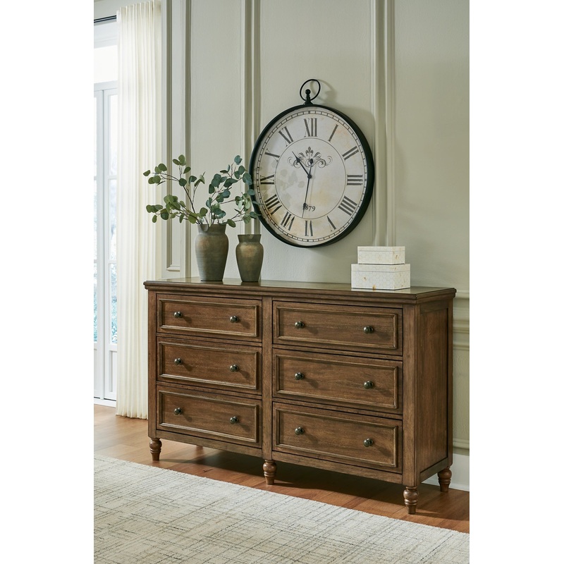 Sturlayne Dresser