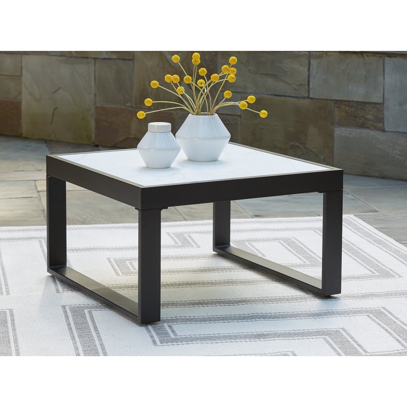 Ashley Express – Beachloft Square Cocktail Table