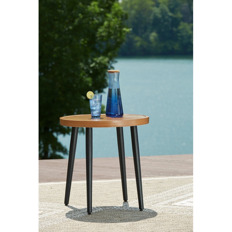 Ashley Express – Horizon Hall Round End Table
