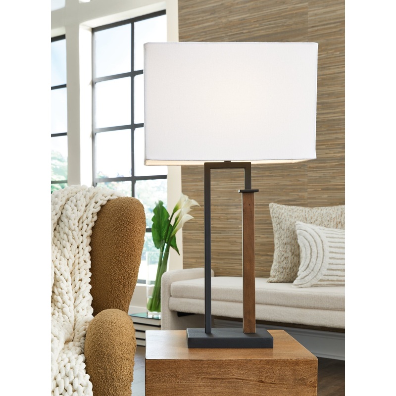 Ashley Express – Voslen Metal Table Lamp (2/CN)