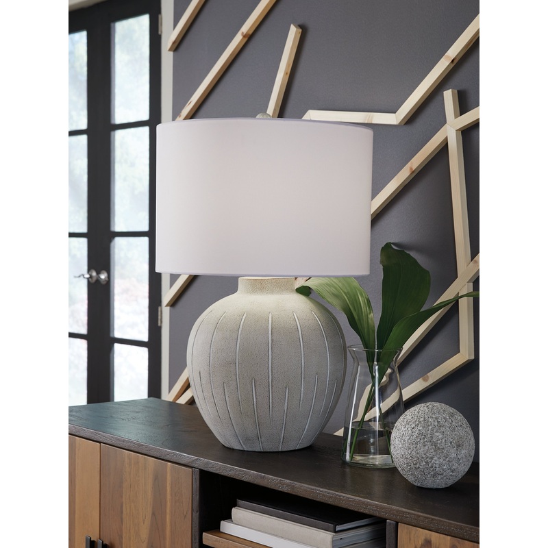 Ashley Express – Calbert Poly Table Lamp (1/CN)