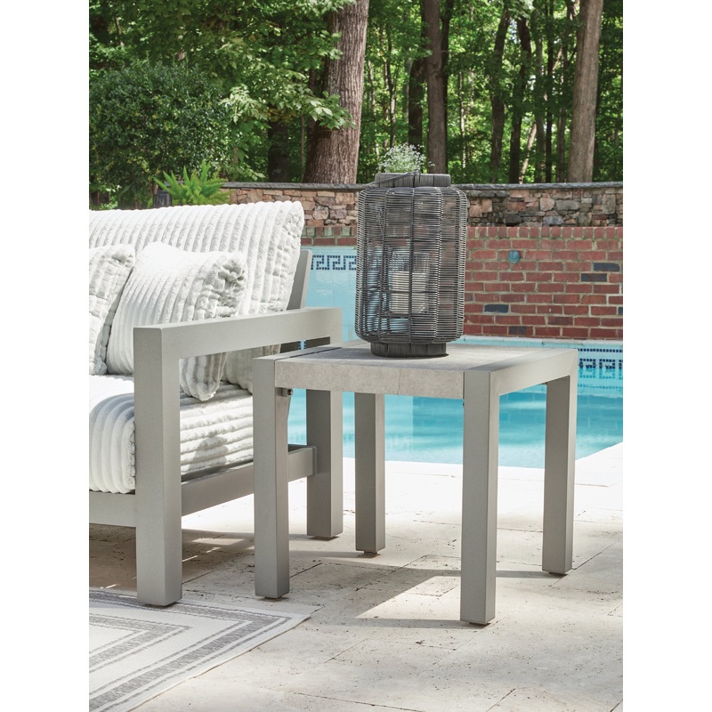 Ashley Express – Hurley Park Square End Table