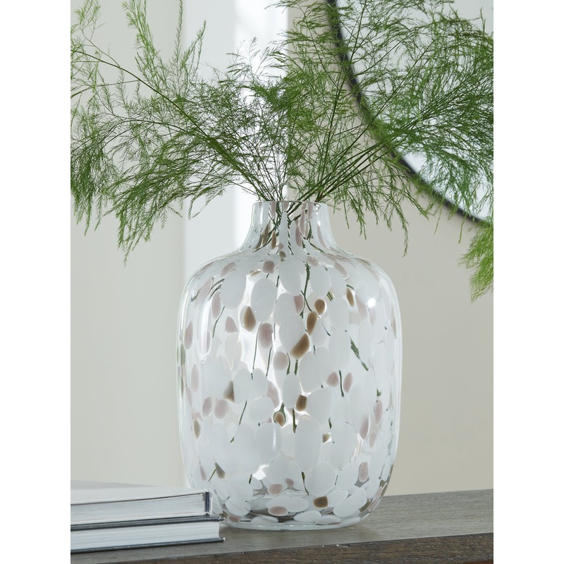 Ashley Express – Keelton Vase
