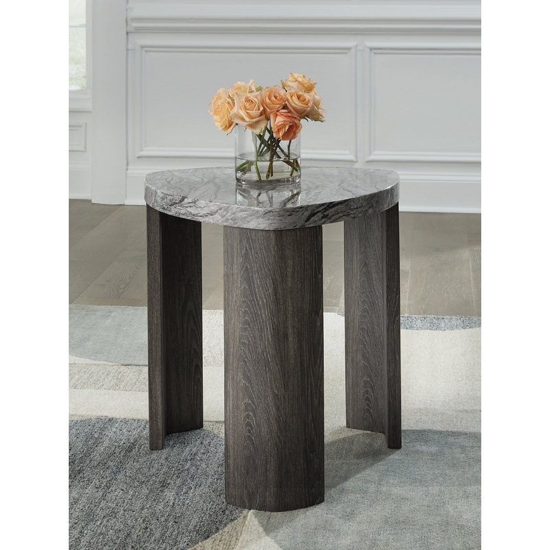 Ashley Express – Surmour Triangle End Table