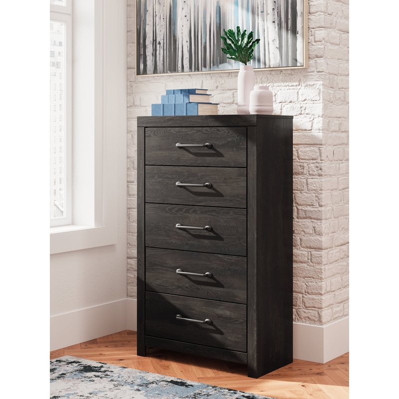 Hollivern Five Drawer Chest