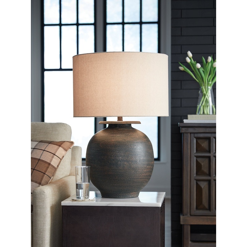 Ashley Express – Carlenbury Metal Table Lamp (1/CN)