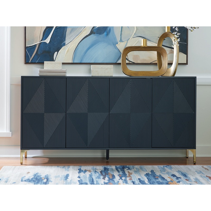 Loirwick Accent Cabinet