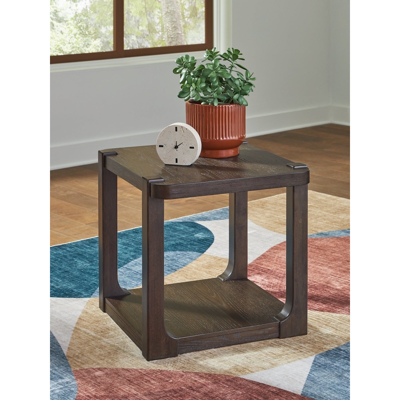 Ashley Express – Breckington Rectangular End Table