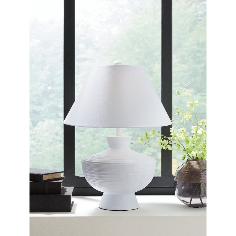 Ashley Express – Harelwood Poly Table Lamp (1/CN)